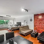 Bairents Recoleta - New York Experience