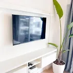 Hermoso Apart A Una Cuadra Del Hospital Italiano