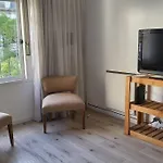 Departamento En Glamourosa Calle, 1 Dormitorio
