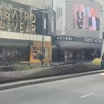 Av. Corrientes 1670 - Paseo La Plaza -