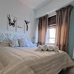 Seliz Suites Luminoso, Con Cochera Para Auto Mediano O Pequeno