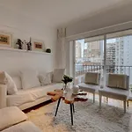 Premium Location, Frente Al Malba, Muy Luminoso