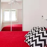 Heart Of Soho 2 Bedrooms With Patio