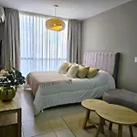 Amplio Y Moderno Monoambiente En Congreso