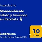 Monoambiente Calido Y Luminoso En Recoleta