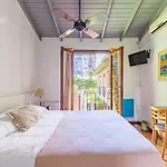 Somoshost - Great House In Palermo Ideal For Groups