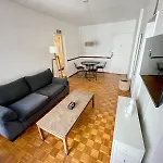 Departamento Dos Habitaciones Exclusiva Zona De Recoleta