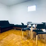 Rent Gurruchaga
