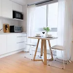 Almendro Lovely Deluxe Studio
