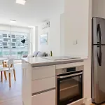 Stunning 1Br Apartment W/ Pool, Gym, Spa & Sauna