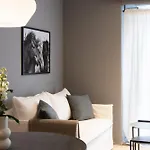 Tilo Stylish Apartment