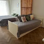 Amplio Studio Divisible, Zona Movistar Arena Y Cerca De Palermo, 4 Pax