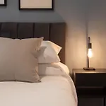 Espino Stunning Apartment