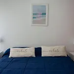 Comodo Departamento A Metros Del Hospital Italiano