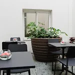 Vain Boutique Hotel