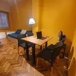 Serenity Suite Dolar Oficial