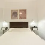 Apartamento Renovado En El Centro De Buenos Aires