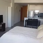 Hermoso Depto Sobre Calle Paraguay