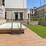 Modern Studio With Amenities In The Heart Of The City -U13