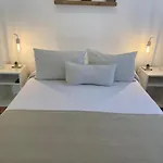 Homely French