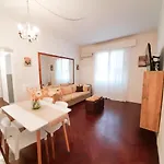 Elegante Departamento Reformado En Recoleta