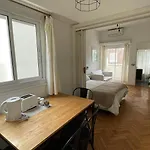 Luminous Apartment In Recoleta