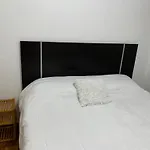 Departamento Excelente, 3 Ambientes En Caballito, Balcon A La Calle 4 Personas