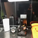 Studio Iq