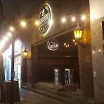 Apartamento En Belgrano Luminoso Y Tranquilo, Wifi