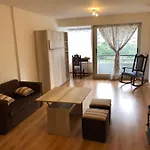 Direccion : Bernardo De Irigoyen 630