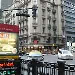 Room In Apartment Av Callao 531
