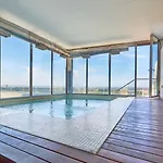 Premium Suite