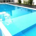 M & C Suites