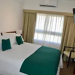 Hotel 6 De Octubre