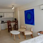 Modern Studio With Private Balcony In San Telmo
