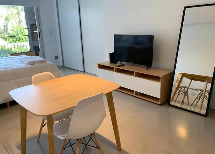 Amazing Apartment With Amenities
