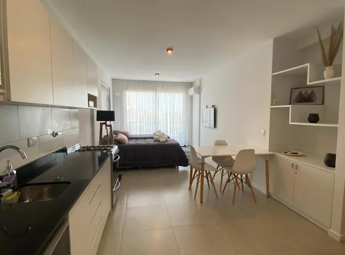 Double Or 2-3 Beds Private Studio - Pinkpanther