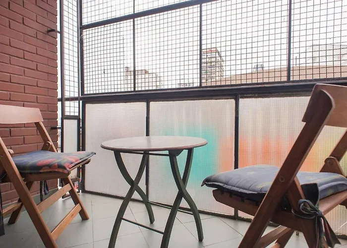 Perfecto Para Familias & Grupos - Departamento Grande Y Luminoso