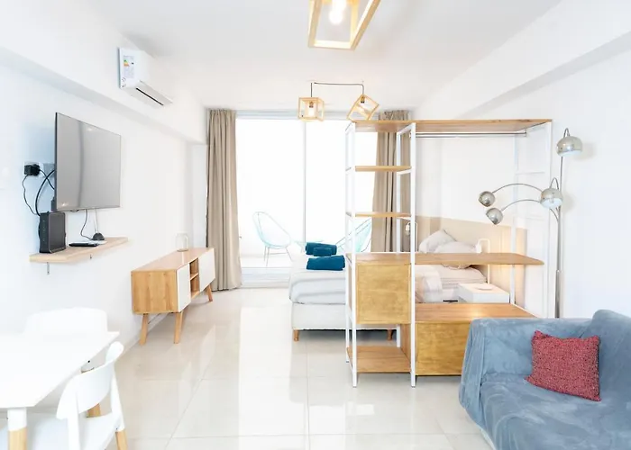 Apartamento Con Hermoso Patio Zona Centrica Caba 13