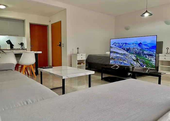Cozy Studio With Pool + Spa
