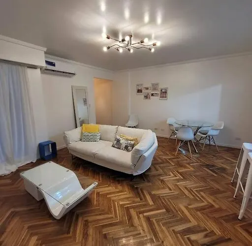 Amplio Tres Ambientes En Belgrano