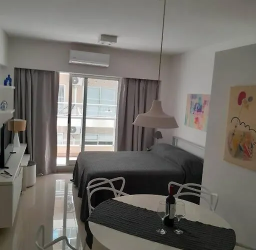 Anna\'S Housse