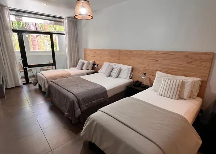 5411 Soho Hotel