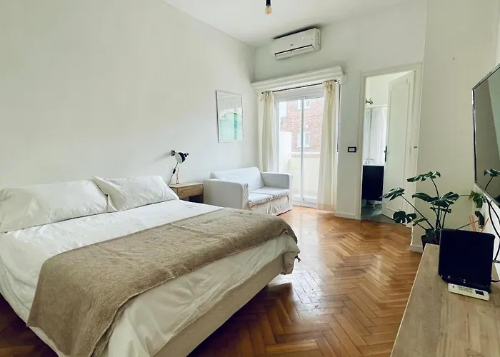 Luminous Apartment In Recoleta