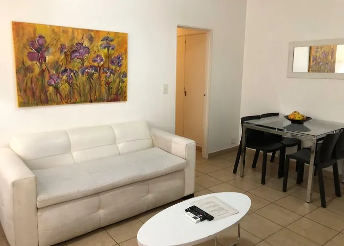 Montaneses Apartments