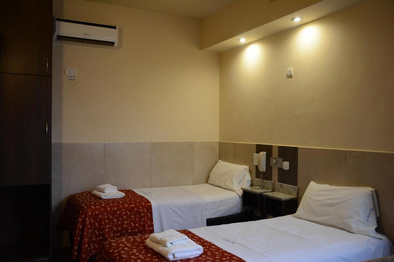 Hotel Santa Cruz *
