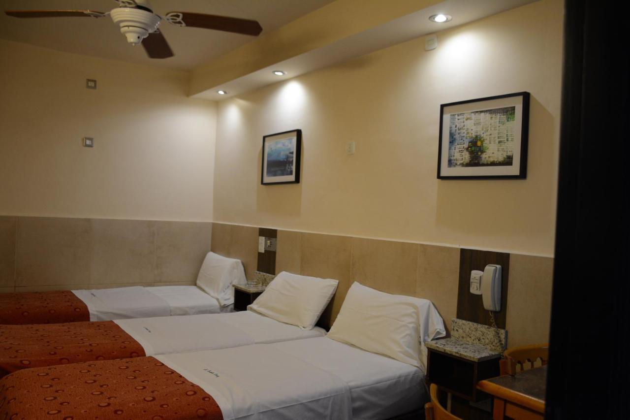 Santa Cruz Hotel *