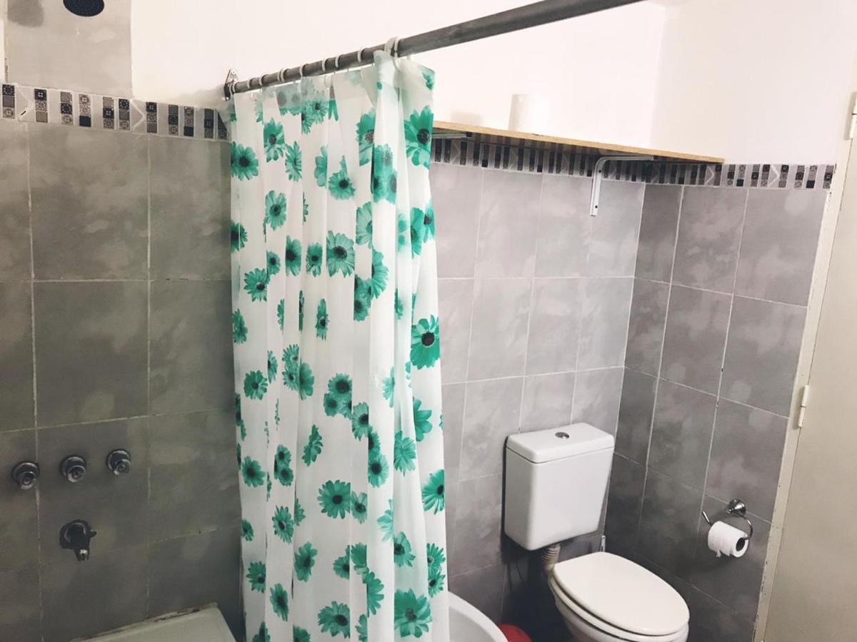 Homestay Casa Borges Adrogue *