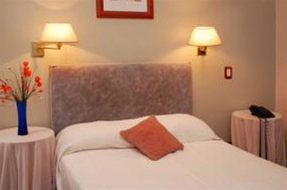 Frossard Hotel