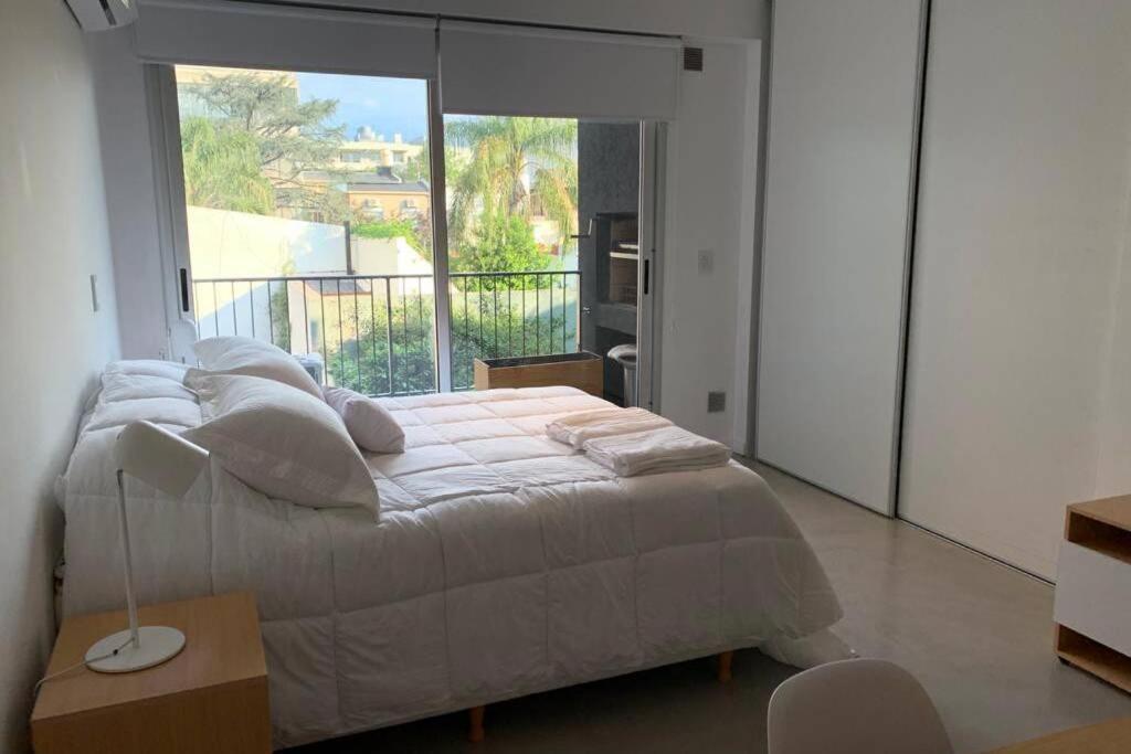 Apartment Amazing With Amenities *